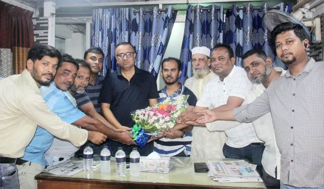 ফতুল্লা প্রেস ক্লাবের সাংবাদিকদের সাথে নবাগত ওসির মত বিনিময়