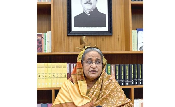 নেতাকর্মীদের আওয়ামীলীগের উন্নয়ন জনগণের মাঝে তুলে ধরার আহবান প্রধানমন্ত্রীর