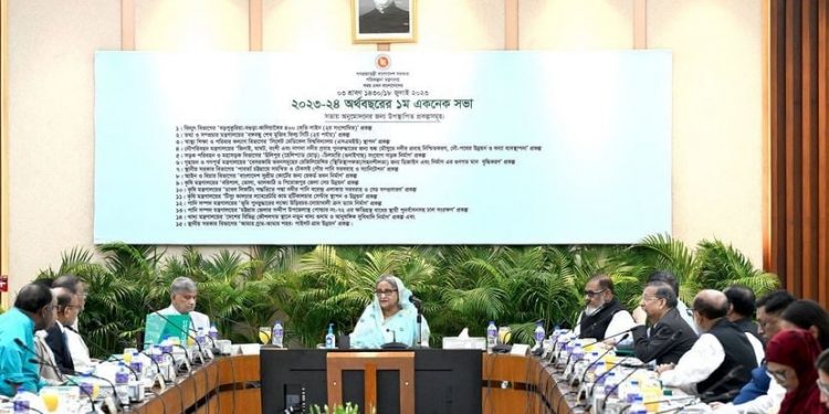 সামঞ্জস্য রেখে উন্নয়ন প্রকল্পের বিভিন্ন কাজের ‘রেট শিডিউল’ সংশোধনের নির্দেশ প্রধানমন্ত্রীর