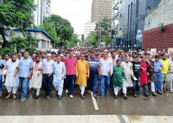 ঢাকায় সাখাওয়াত- টিপু’র নেতৃত্বে মহানগর বিএনপির বিশাল শোডাউন