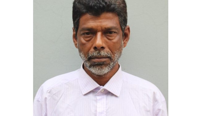 আড়াইহাজারে ঘুমন্ত স্ত্রী ও মেয়ের উপর এসিড নিক্ষেপ-অভিযুক্ত গ্রেপ্তার