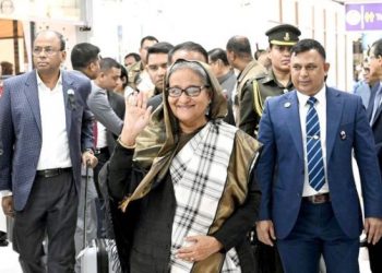 দেশে ফিরেছেন প্রধানমন্ত্রী শেখ হাসিনা