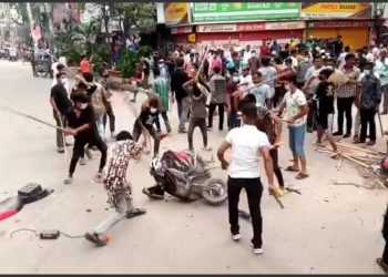 মহানগর বিএনপির কর্মসূচিতে সংঘর্ষে সাংবাদিক সহ আহত ১৫