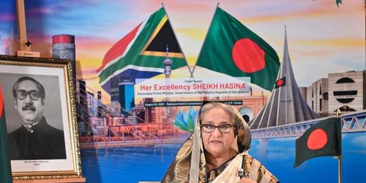 প্রধানমন্ত্রীর স্বপ্ন বাংলাদেশকে একটি ট্রিলিয়ন ডলারের অর্থনীতিতে পরিণত করা