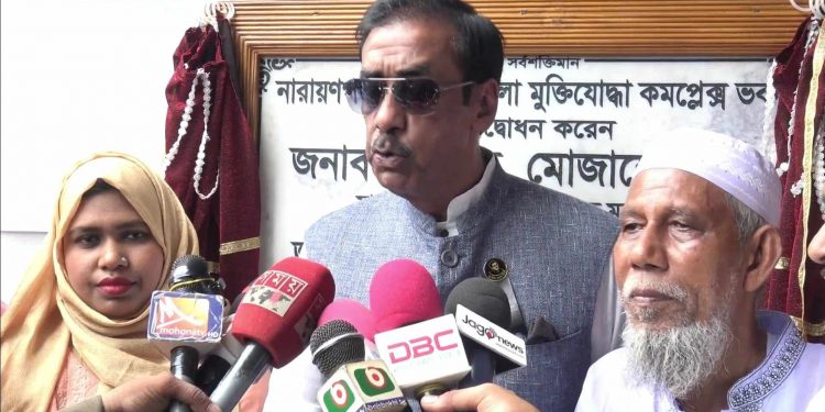 গিয়াসউদ্দিন ৫-৬ বার দল বদল করেছে-শামীম ওসমান