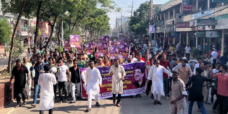 হাজার হাজার নেতাকর্মী নিয়ে শামীম ওসমানের জনসভায় তাক লাগালো প্যানেল মেয়র বাবু