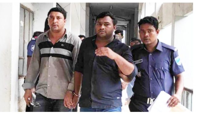 র‌্যাব পরিচয়ে মোবাইল ছিনতাই,  গ্রেপ্তার সোনারগাঁ থানা ছাত্রলীগের সাবেক সভাপতি ও সেক্রেটারি