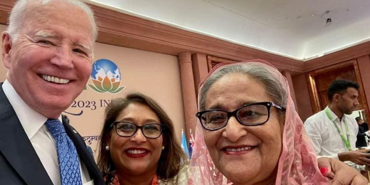 মার্কিন প্রেসিডেন্ট জো বাইডেনের সাথে সেলফিতে প্রধানমন্ত্রী শেখ হাসিনা