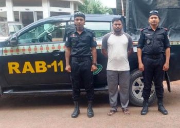 বন্দরে আত্মহত্যার” প্ররোচনাকারী প্রধান আসামী আরিফুল গ্রেপ্তার