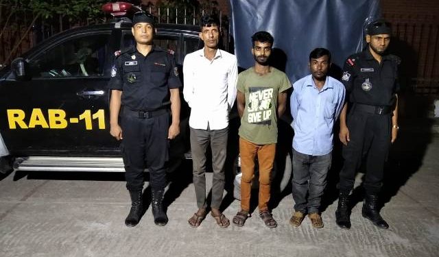 সিদ্ধিরগঞ্জে সংঘবদ্ধ চোর চক্রের ৩ সদস্য আটক