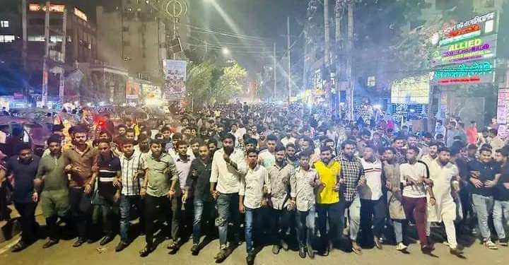 তফসিল ঘোষণা হওয়ায় অয়ন ওসমানের নেতৃত্বে নারায়ণগঞ্জে ছাত্রলীগের আনন্দ মিছিল