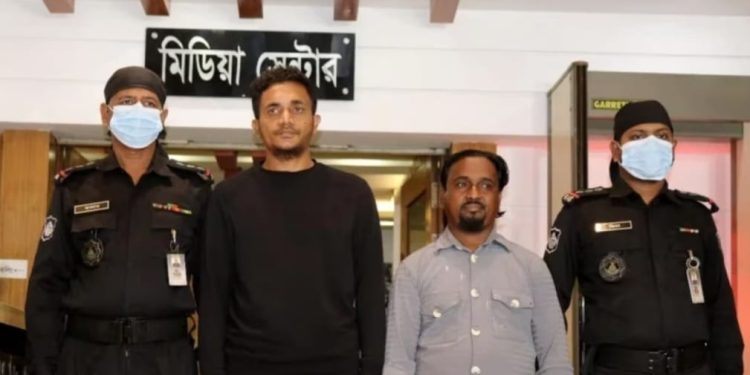 বাসে আগুন: ভিডিও ফুটেজ দেখে ছাত্রদলের সাবেক সহসভাপতি গ্রেপ্তার