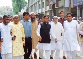 মনোনয়নপত্র জমা দিলেন বস্ত্র ও পাট মন্ত্রী গাজী