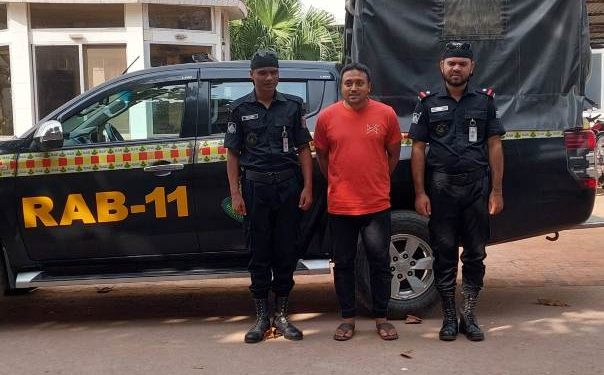 নাশকতা করে র্যাবের হাতে যুবদল নেতা গ্রেপ্তার