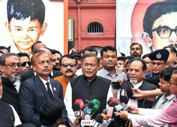 দলের পদধারী স্বতন্ত্র প্রার্থীদের অবশ্যই দলীয় শৃঙ্খলা মাথায় রাখতে হবে-তথ্যমন্ত্রী