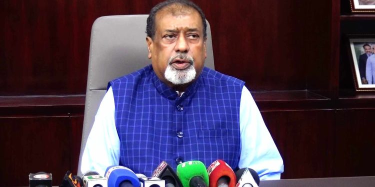 মেয়র আইভীকে নিয়ে মেট্রোপলিটন সিটি বানানোর স্বপ্ন সেলিম ওসমানের