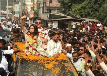 সোনারগাঁয়ে কায়সার হাসনাতকে শোকজ