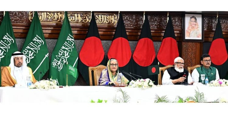 পিসিটি পরিচালনা চুক্তি বাংলাদেশে সৌদি বিনিয়োগ বাড়াতে সহায়ক হবে: প্রধানমন্ত্রী