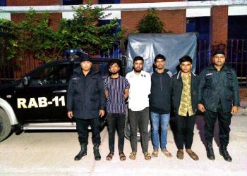 নারায়ণগঞ্জে কিশোর গ্যাংয়ের ১০ সদস্য গ্রেপ্তার