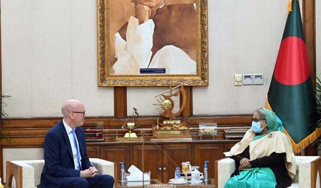 শেখ হাসিনাকে ইইউ’র অভিনন্দন; সম্পর্ক নতুন উচ্চতায় নিয়ে যাওয়ার অঙ্গীকার