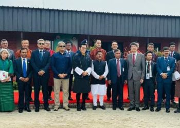 আড়াইহাজারে বিশেষ অর্থনৈতিক অঞ্চল পরিদর্শনে ভুটানের রাজা