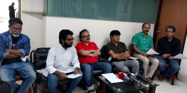 ৬ দফা দাবিতে শীতলক্ষ্যা পাড়ের গাছ রক্ষা কমিটির সংবাদ সম্মেলন