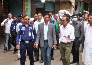 নিতাইগঞ্জে ডাল ব্যবসায়ীকে লাখ টাকা জরিমানা