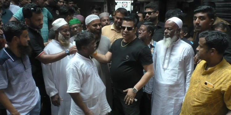 রূপগঞ্জকে গাজীগঞ্জ করতে দেওয়া হবেনা বলে কঠোর হুঁশিয়ারি দিলেন সেলিম প্রধান