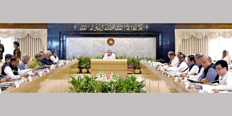 ইফতার পার্টি না করে সেই অর্থ দিয়ে অসহায় মানুষের পাশে দাঁড়ান-প্রধানমন্ত্রী