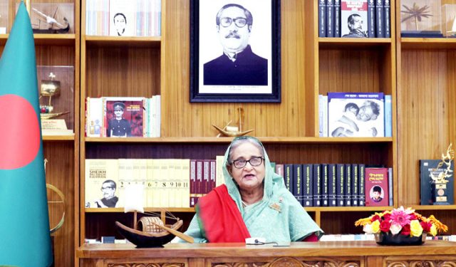 আসুন দেশের সমৃদ্ধির জন্য সম্মিলিতভাবে কাজ করি-প্রধানমন্ত্রী