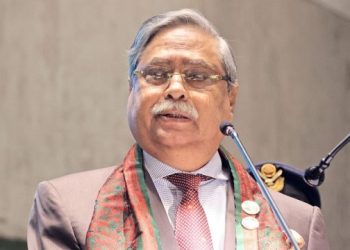 দুবাই চিকিৎসা শেষে দেশে ফিরছেন রাষ্ট্রপতি