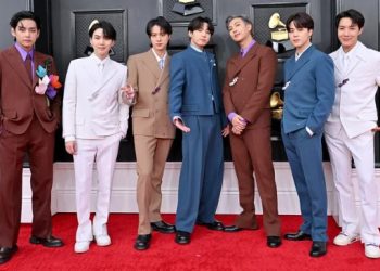 ফতুল্লায় বিটিএসের জন্য ঘর ছাড়ল কিশোরী!