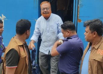সাবেক এমপি ও বিএনপি নেতা গিয়াসউদ্দিন ১২ মামলায় শ্যোন এরেস্ট