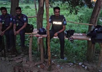 বক্তাবলীতে সামাদ ও রহিম গ্রুপের সংঘর্ষে অন্তত আহত ১০