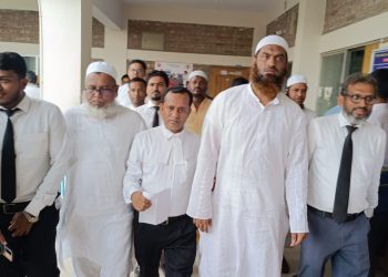 মুচলেকা দিয়ে জামিন পেলেন মামুনুল হক