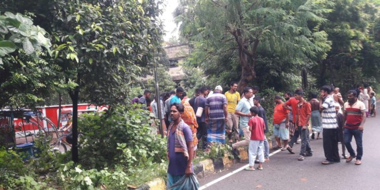 বন্দরে বিদ্যুৎস্পৃষ্ট হয়ে এক নৈশপ্রহরীর মৃত্যু 