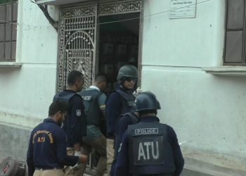 দিনভর জঙ্গি আস্তানা সন্দেহে অভিযানে ৩ বোমা উদ্ধার, আটক নেই জঙ্গী