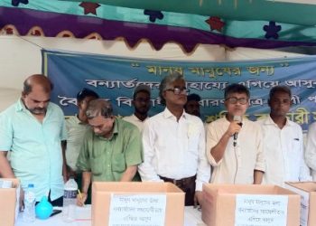 দল ও মতের উর্ধে জাতি ধর্ম নির্বিশেষে সকলে বন্যার্তদের পাশে দাঁড়াই-জাহাঙ্গীর আলম