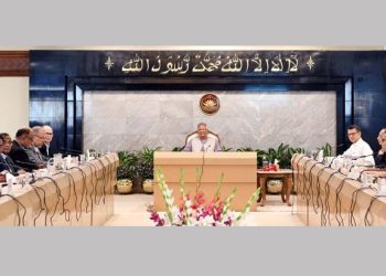 সচিবদের দ্রুত সংস্কার কর্মসূচি গ্রহণ ও বাস্তবায়নের নির্দেশ প্রধান উপদেষ্টার