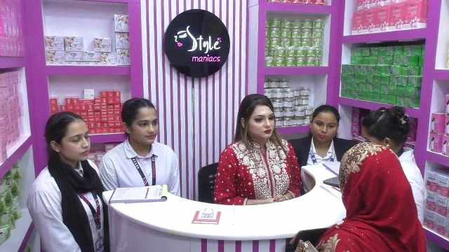 নারায়ণগঞ্জে স্টাইল ম্যানিয়াকস’র শো রুম উদ্বোধন