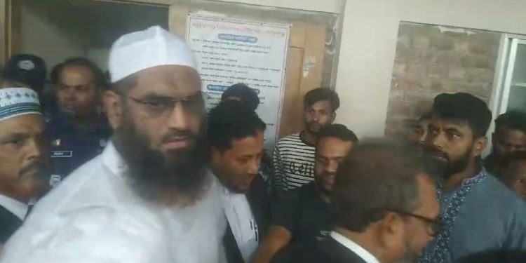 ধর্ষণ মামলায় খালাস পেলেন মামুনুল হক