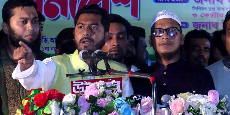 রাজনৈতিক দলগুলোকে বিভিন্ন টোপ দিয়ে বিভক্ত করে রেখেছিল-ভিপি নূর