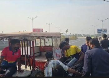 পূর্বাচলে মোটরসাইকেল নিয়ন্ত্রন হারিয়ে দুই ব্যবসায়ীর  মৃত্যু