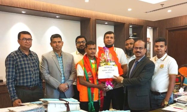 জেলার আরবান কমিউনিটি ভলান্টিয়ারদের প্রশাংসার দাবি রাখে