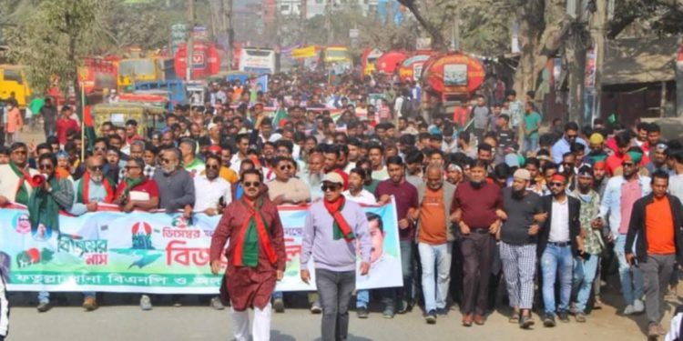 টিটু-রিয়াদের নেতৃত্বে ফতুল্লা থানা বিএনপির বিশাল বিজয় র্যালী