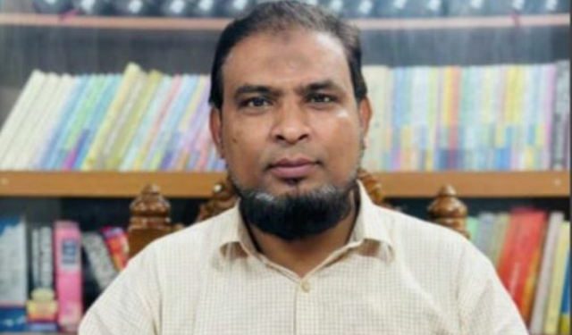 নারায়ণগঞ্জে ট্রেনের ধাক্কায় স্কুল শিক্ষক নিহত