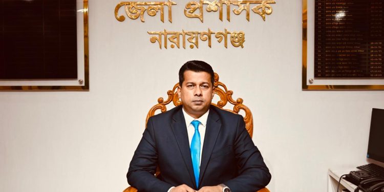 সেই মানবিক ডিসি জাহিদুল ইসলাম নারায়ণগঞ্জে যোগ দিলেন