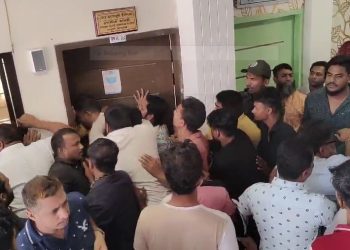 সোনারগাঁয়ে হাট-বাজারের ইজারা নিয়ে বিএনপির দু’গ্রুপের হট্টগোল