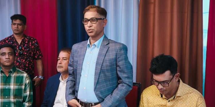 যতক্ষণ তারেক জিয়া দেশে না আসবে ততক্ষণ রাজপথ ছাড়বোনা