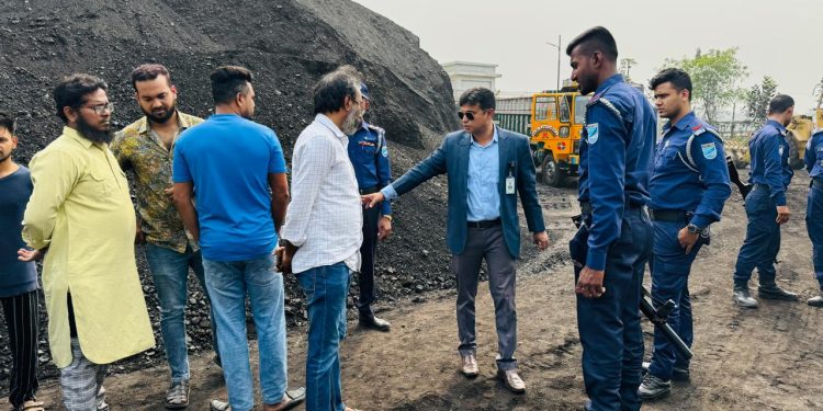 ফতুল্লায় বায়ুদূষণকারী ৬ প্রতিষ্ঠানকে ৩ লাখ ২০ হাজার টাকা জরিমানা